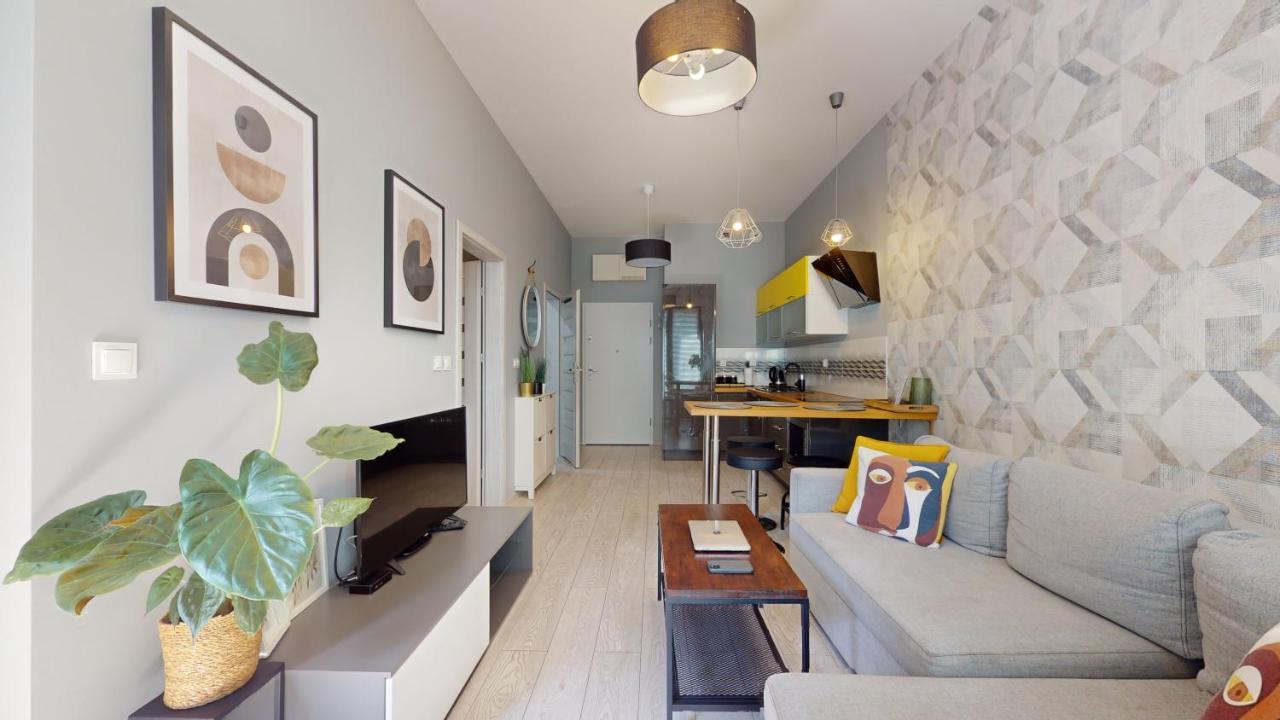 Wroapart-Pl Prince Witold Apartments Near The Market Square 43 Ksiecia Witolda Street Вроцлав Екстериор снимка